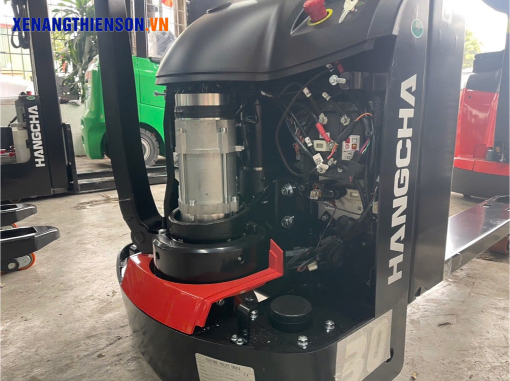 Động cơ bên trong xe nâng điện tay thấp 3 tấn axit