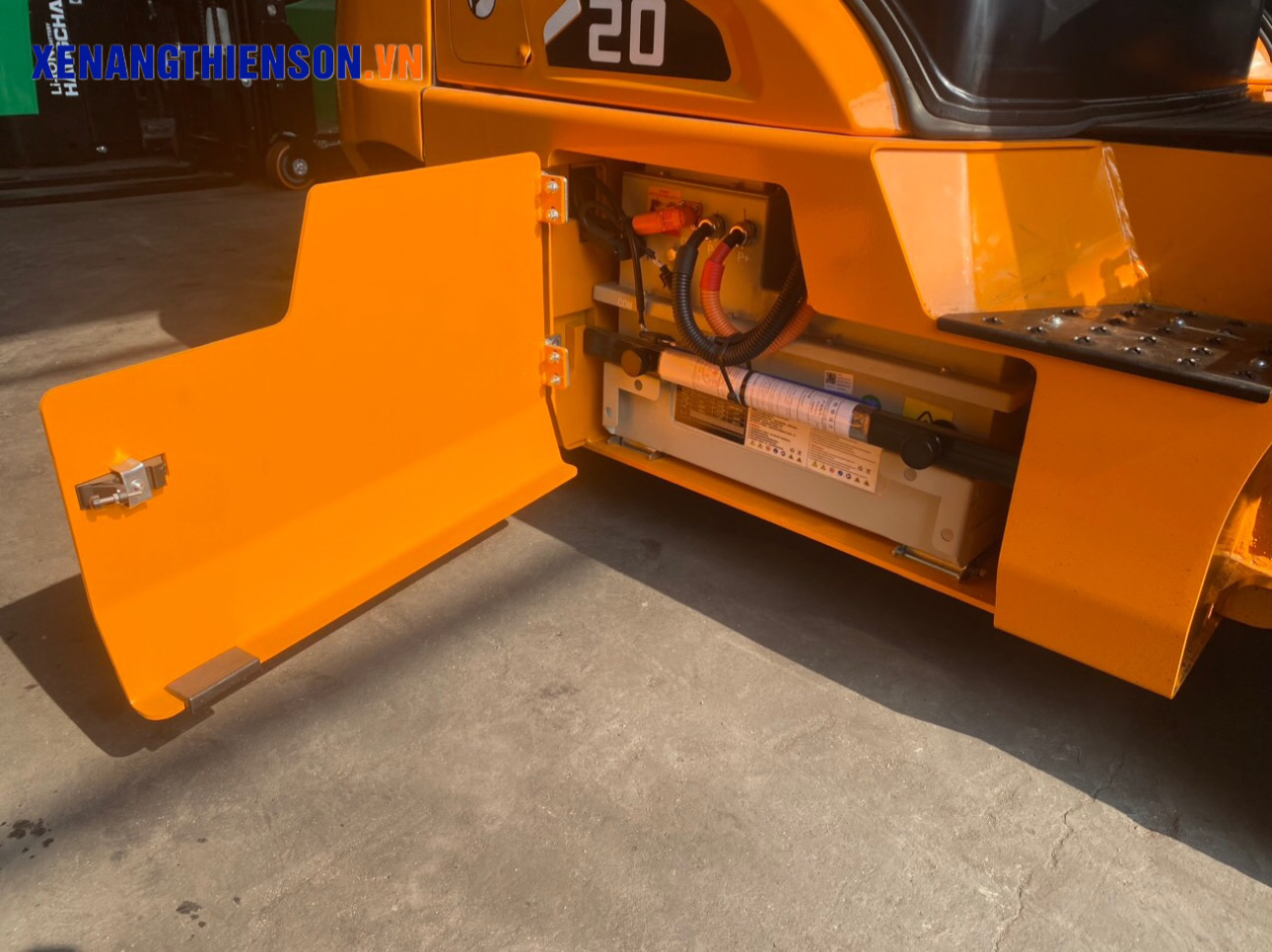 Hình ảnh xe nâng điện pin lithium