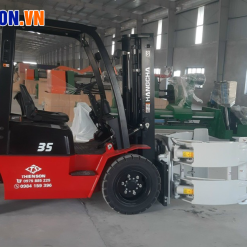 Xe nâng kẹp cuộn giấy