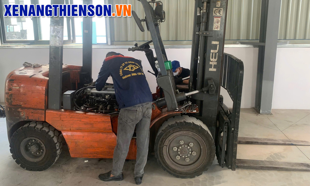 Bảo trì xe nâng Heli