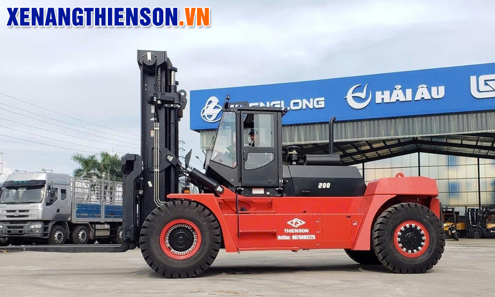 Xe nâng dầu 20 tấn phục vụ cho Nhà máy Formosa Hà Tĩnh