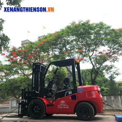 Giá xe nâng điện ngồi lái